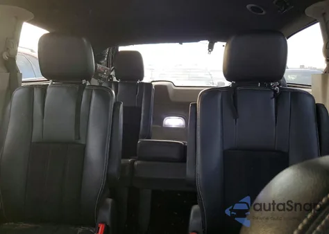 2017 Dodge Grand Caravan Sxt z USA, uszkodzony, nr VIN 2C4RDGCG7HR562119